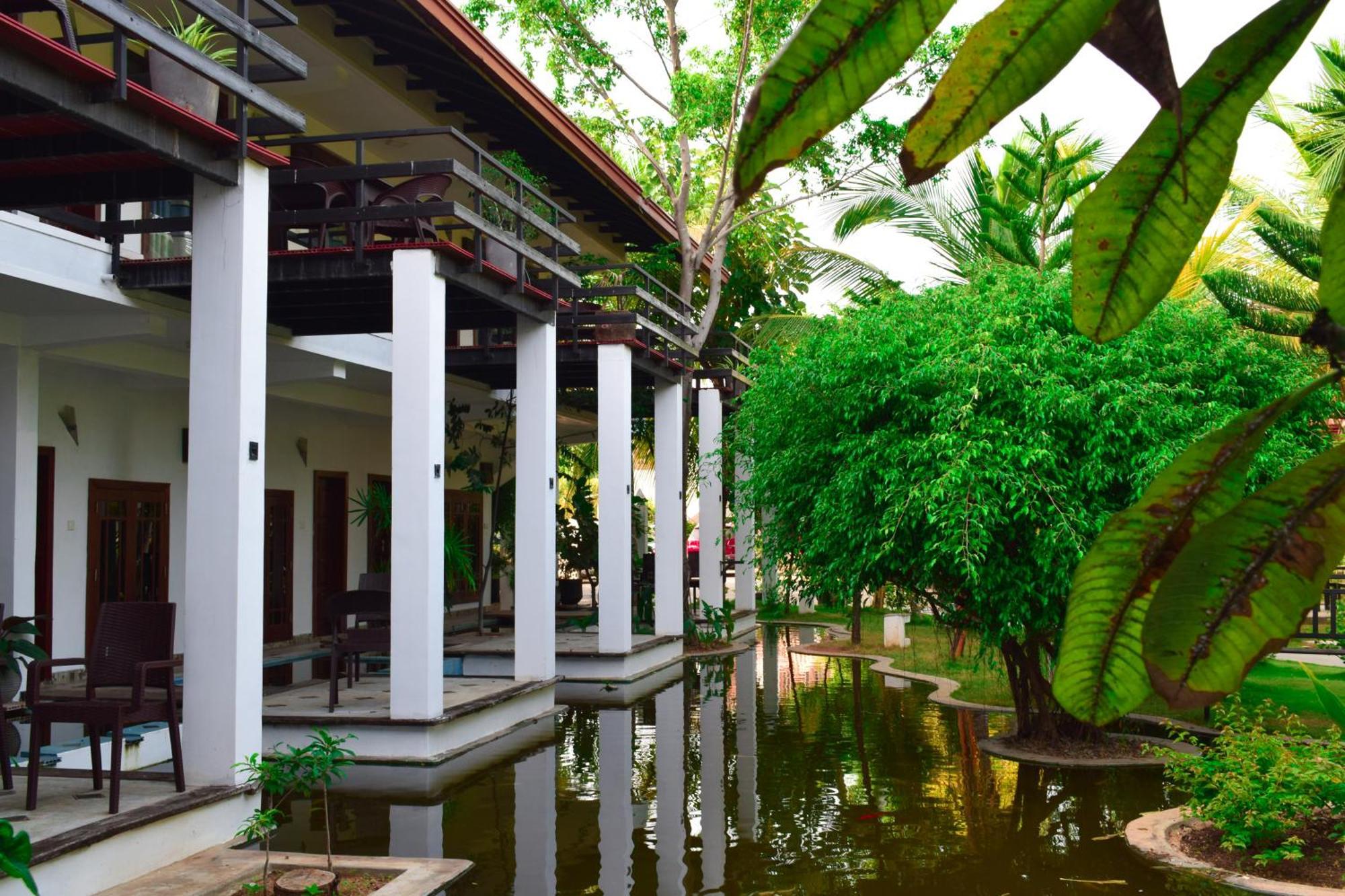 Hotel Green Garden Trincomalee Extérieur photo